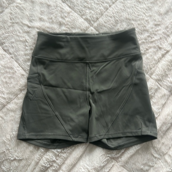 lululemon athletica Pants - Lulu shorts size 6 grey sage worn once or twice